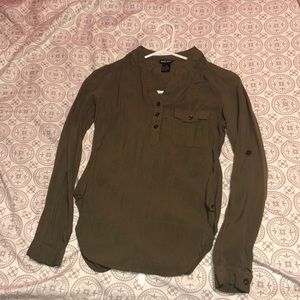 green long sleeve button down shirt